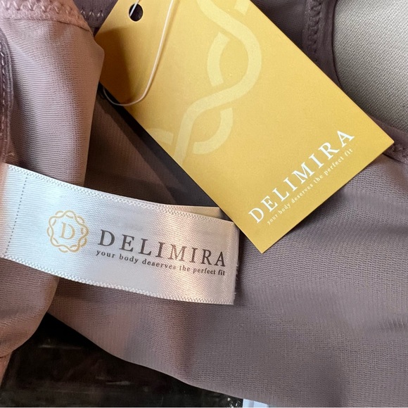 NWT DELIMIRA Front Closure Bra Full Coverage Wirefree Lace - Picture 3 of 7